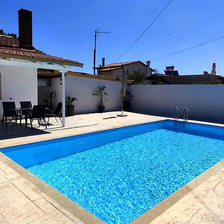 Johnson House Apartment Rafina  Bagian luar foto