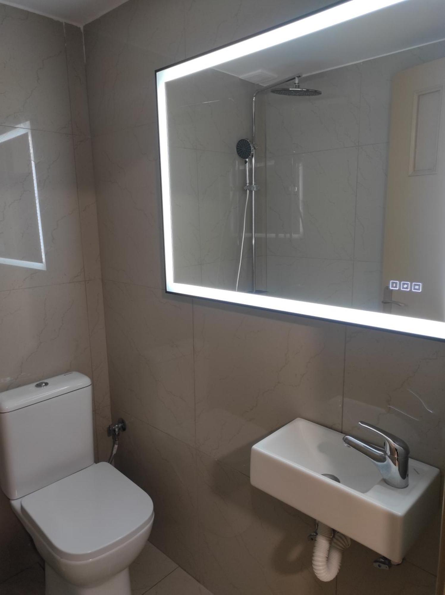 Johnson House Apartment Rafina  Bagian luar foto