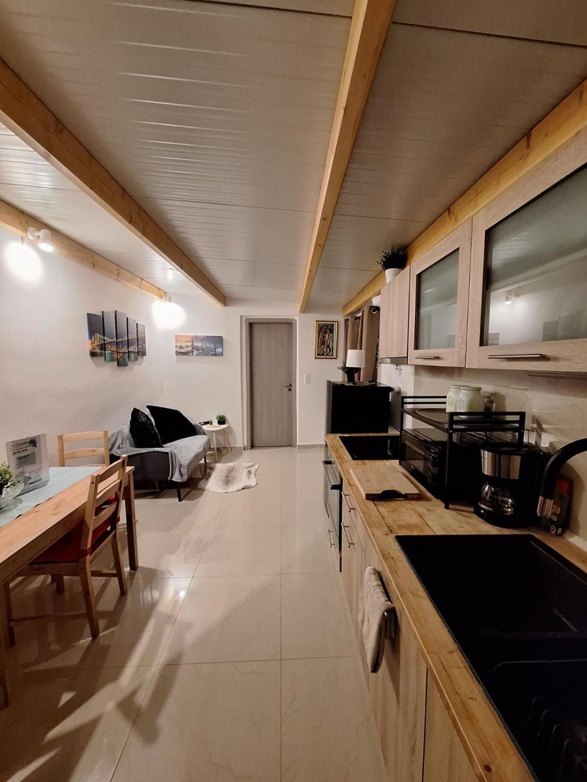 Johnson House Apartment Rafina  Ruang foto