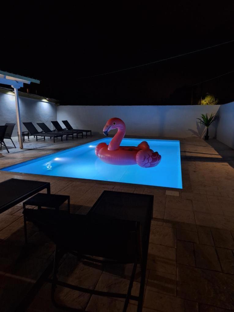 Johnson House Apartment Rafina  Bagian luar foto