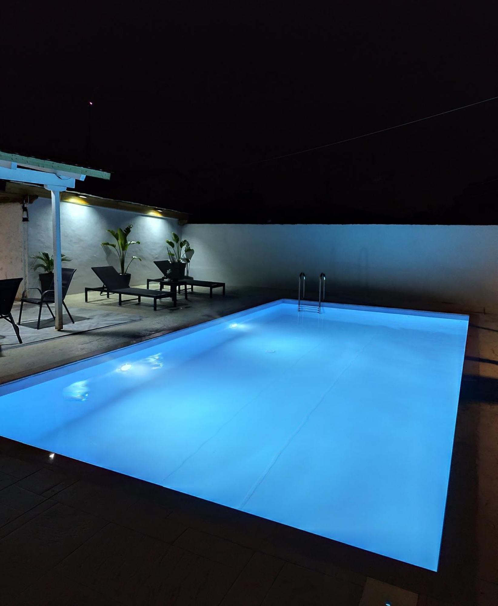 Johnson House Apartment Rafina  Bagian luar foto