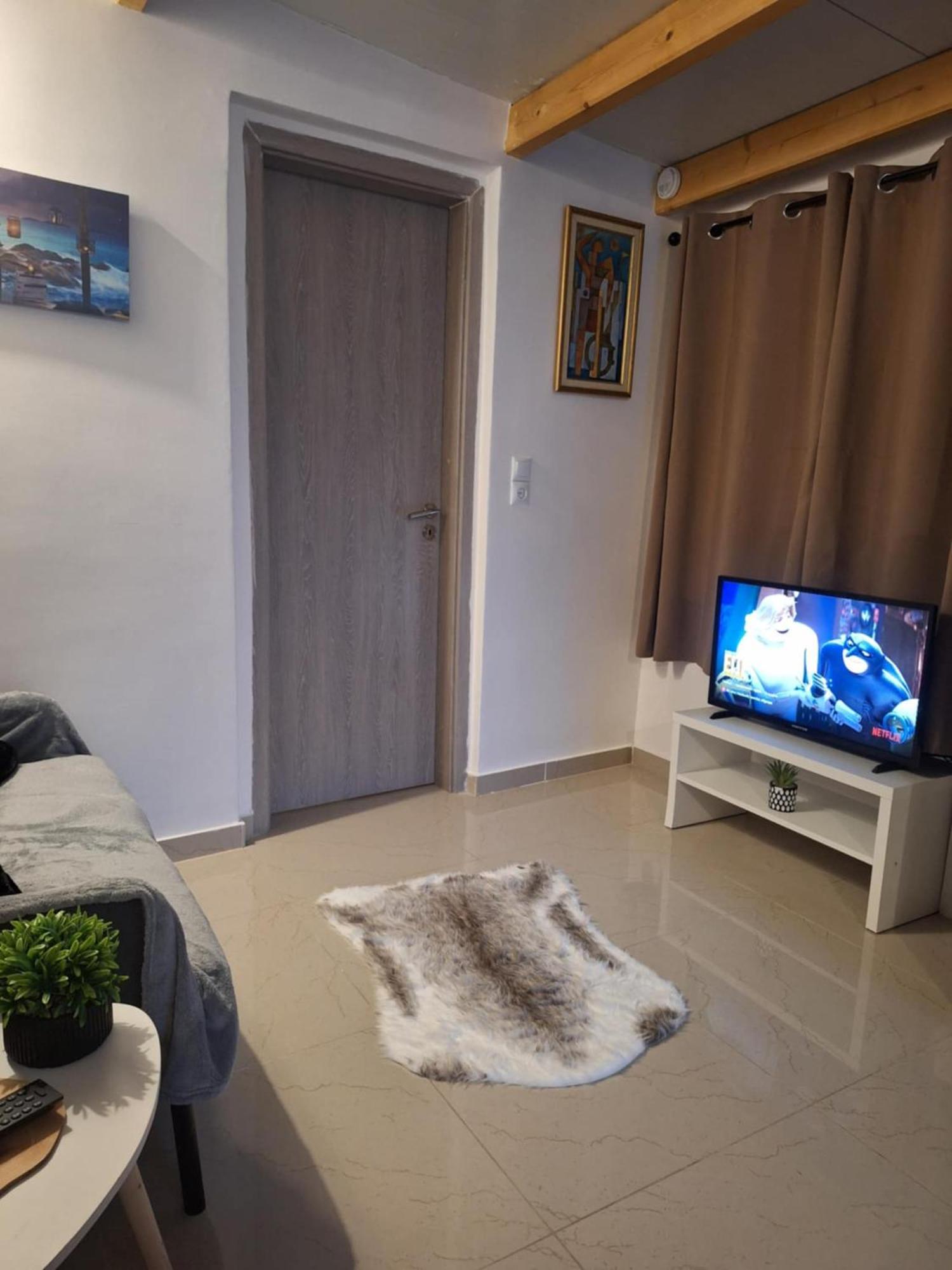Johnson House Apartment Rafina  Bagian luar foto