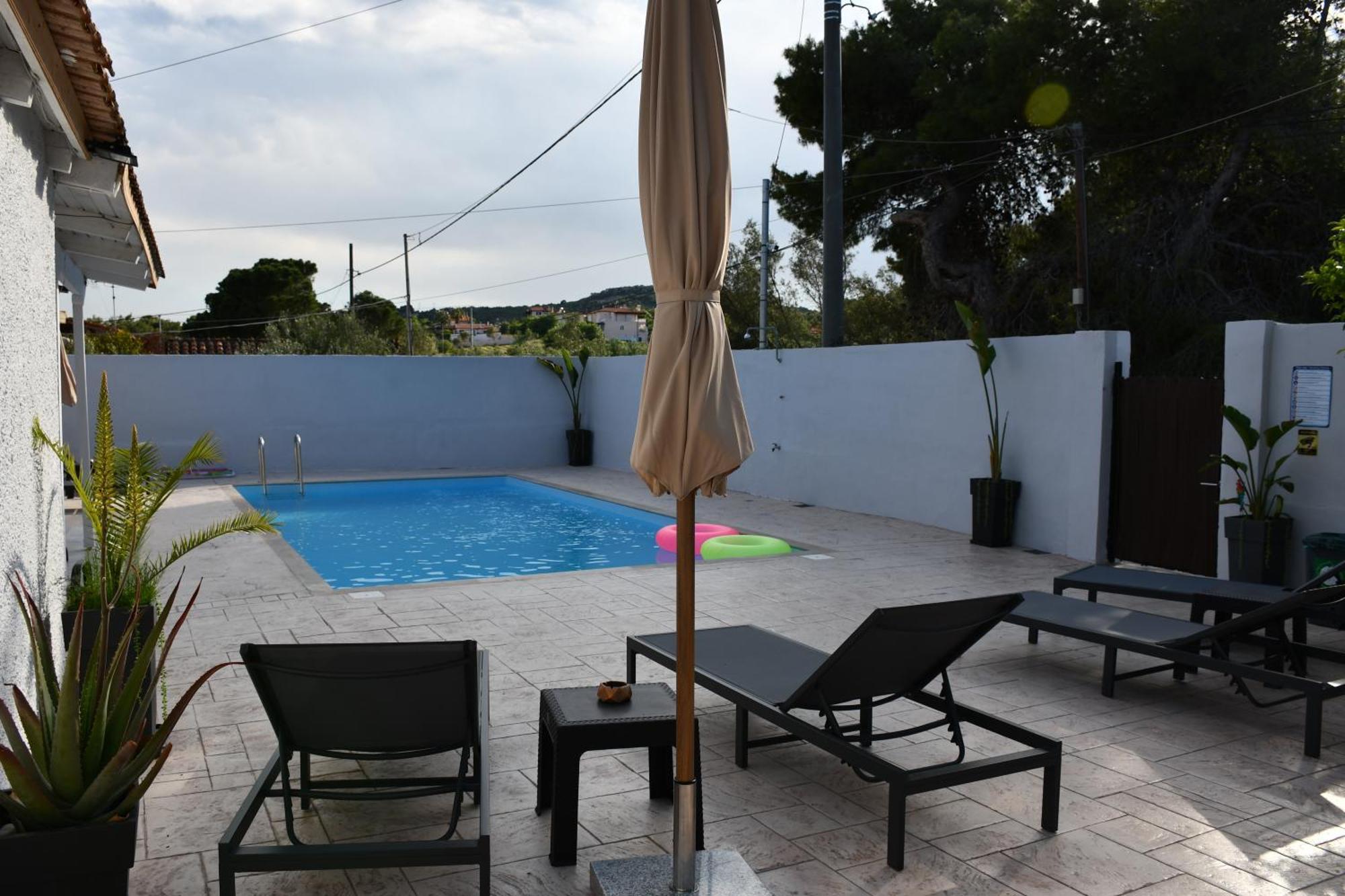 Johnson House Apartment Rafina  Bagian luar foto