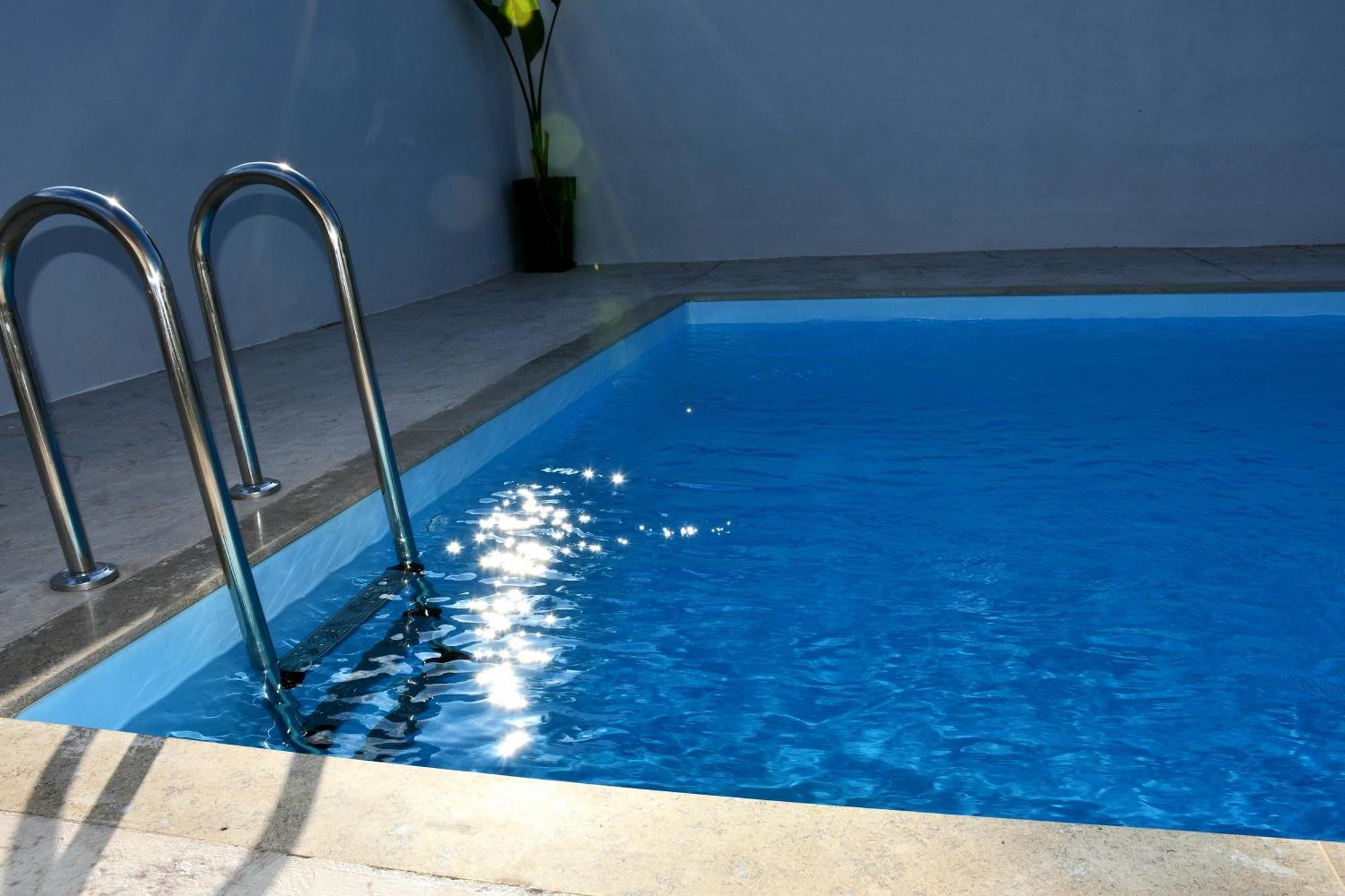 Johnson House Apartment Rafina  Bagian luar foto