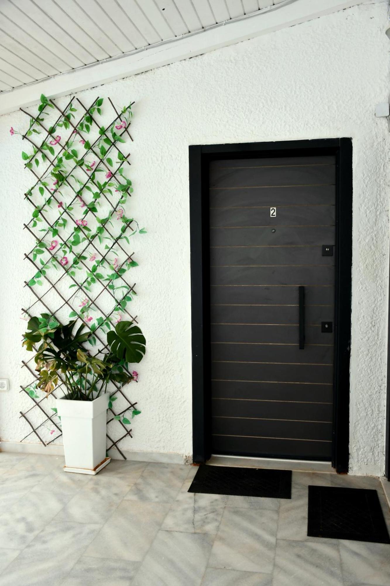 Johnson House Apartment Rafina  Bagian luar foto