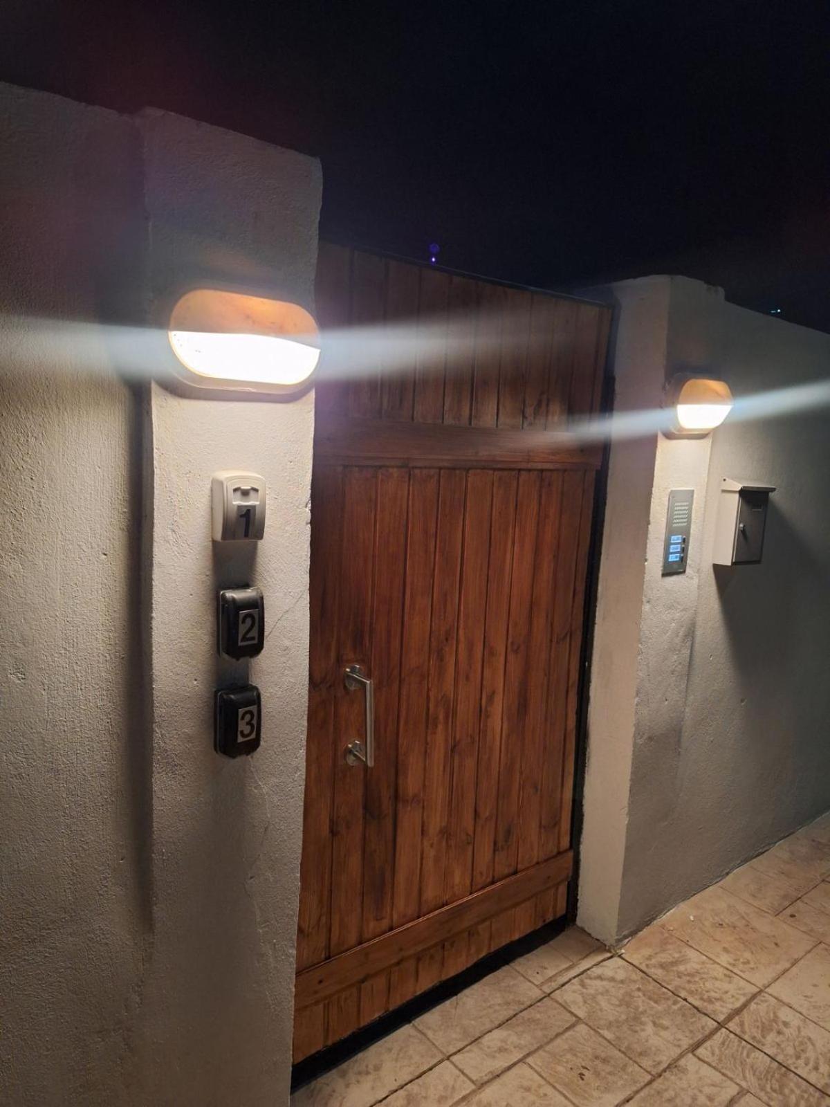 Johnson House Apartment Rafina  Bagian luar foto